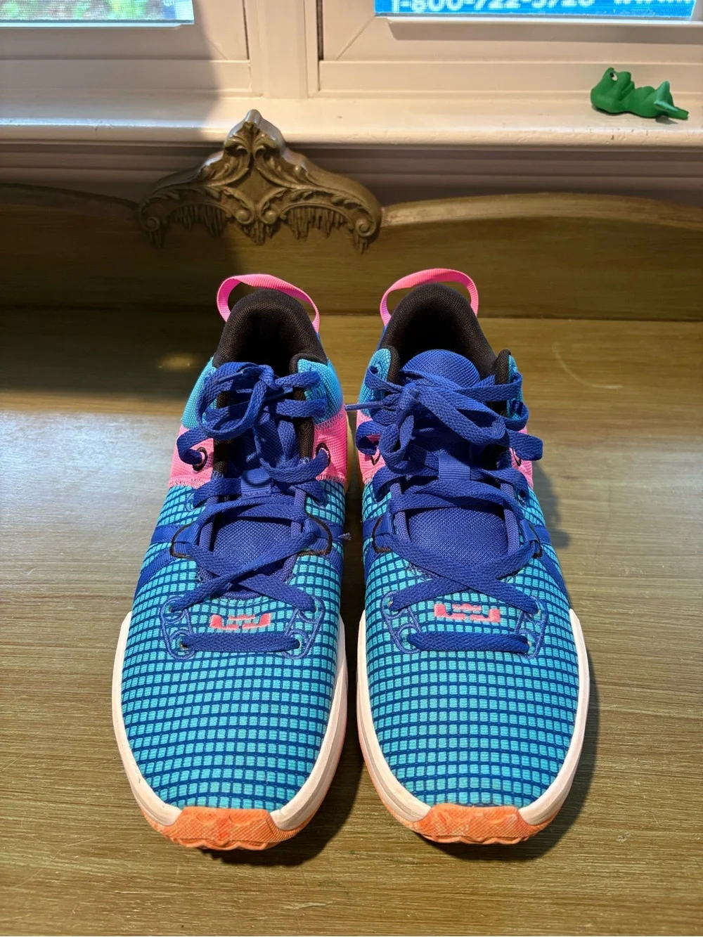 Nike Youth Blue and Pink Athletic Sneakers